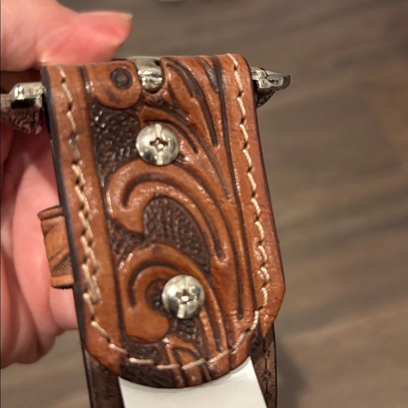 Montauk Genuine Leather Tooled Western Rodeo,filigree buckle,single stitch edge - Picture 7 of 10